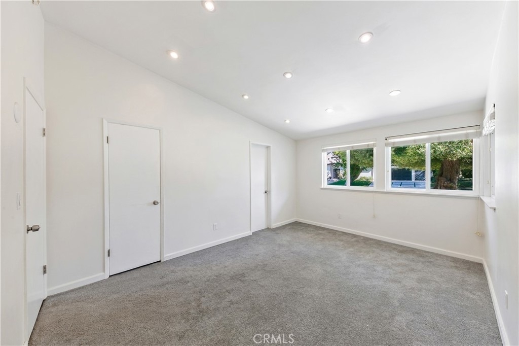 22951 Austin Street - Photo 29