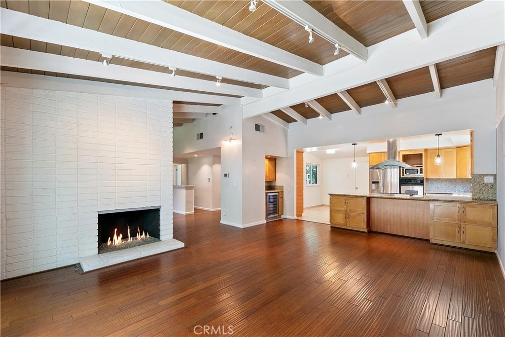 22951 Austin Street - Photo 0