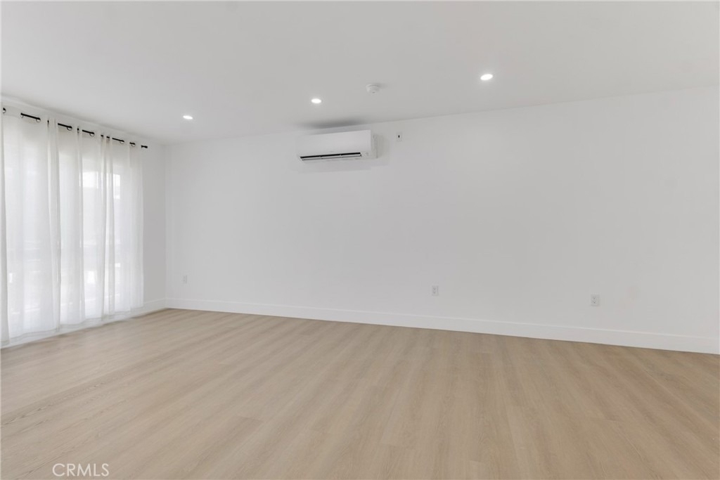 6300 Orange Street - Photo 3