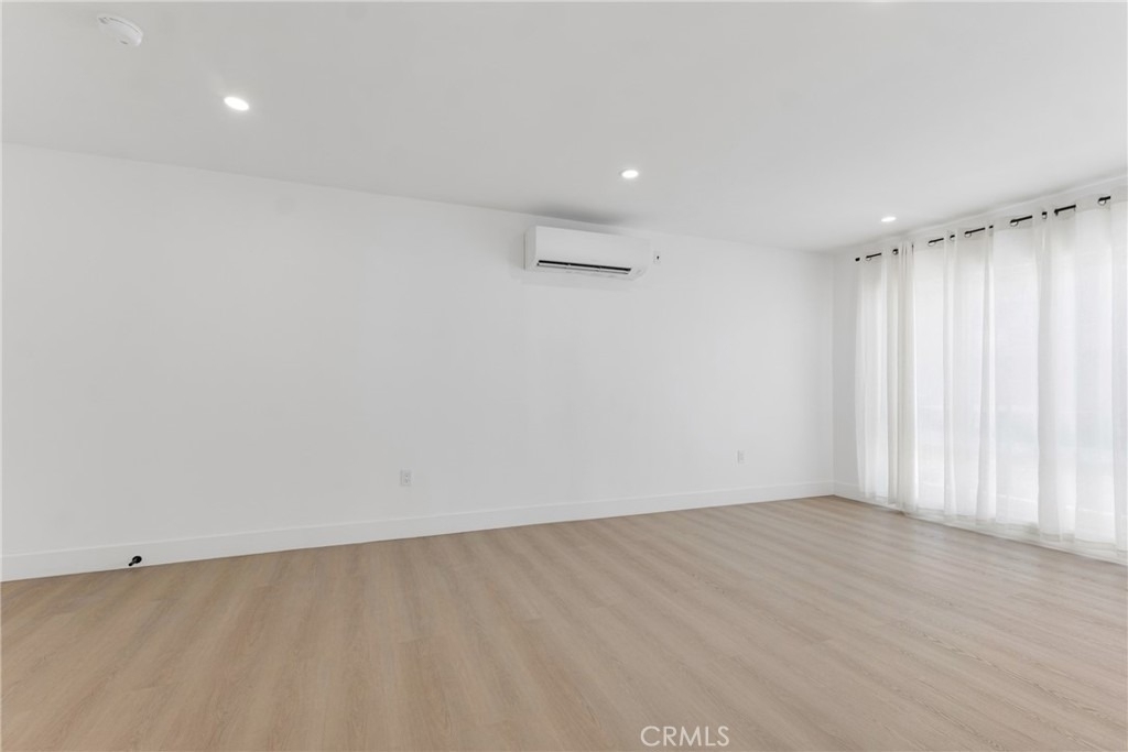 6300 Orange Street - Photo 9