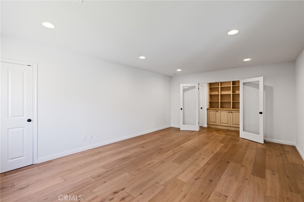 248 N Rexford Drive - Photo 10