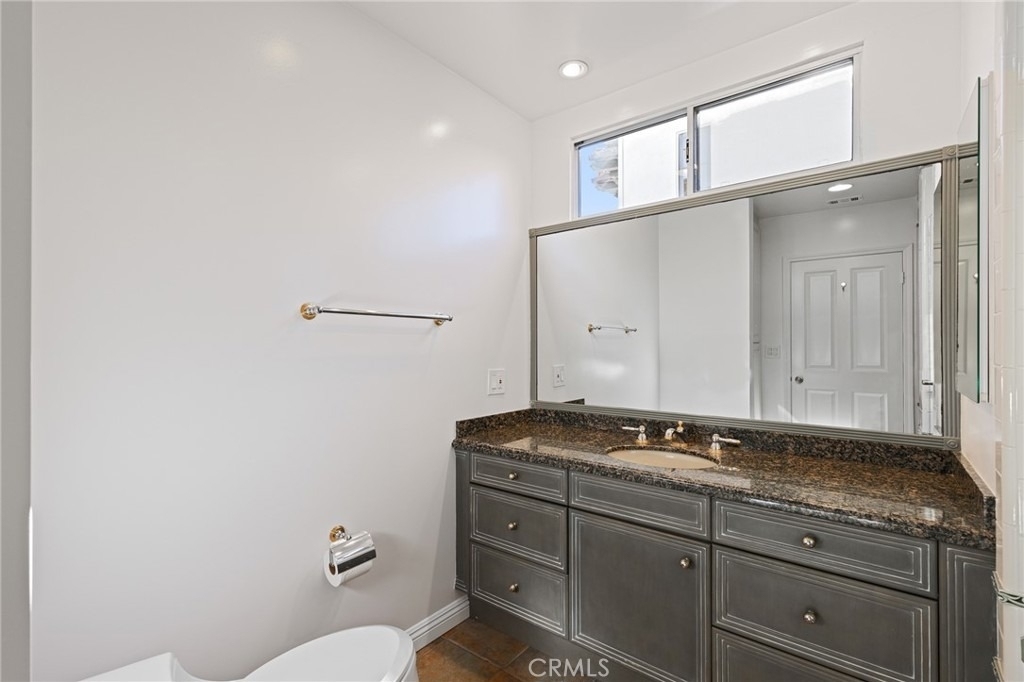 248 N Rexford Drive - Photo 7