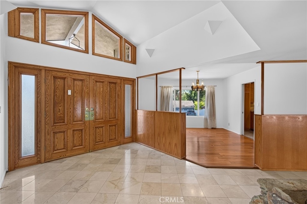 10401 Wystone Avenue - Photo 7