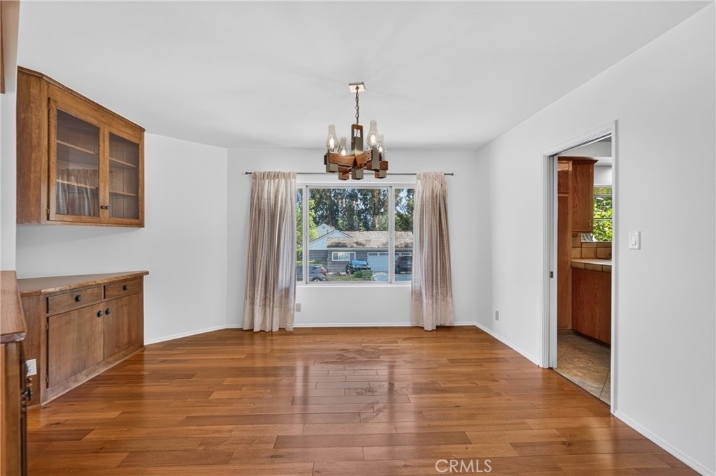 10401 Wystone Avenue - Photo 12