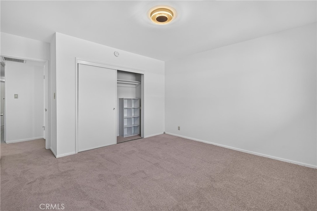10401 Wystone Avenue - Photo 41