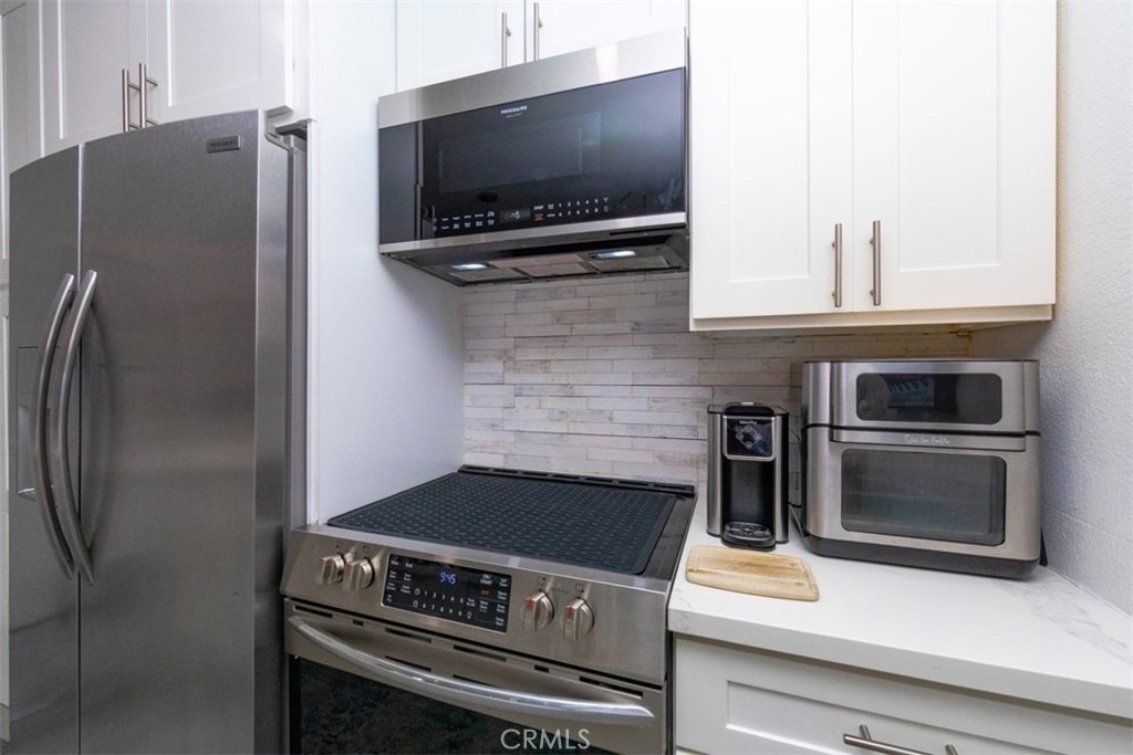 28121 Highridge - Photo 10