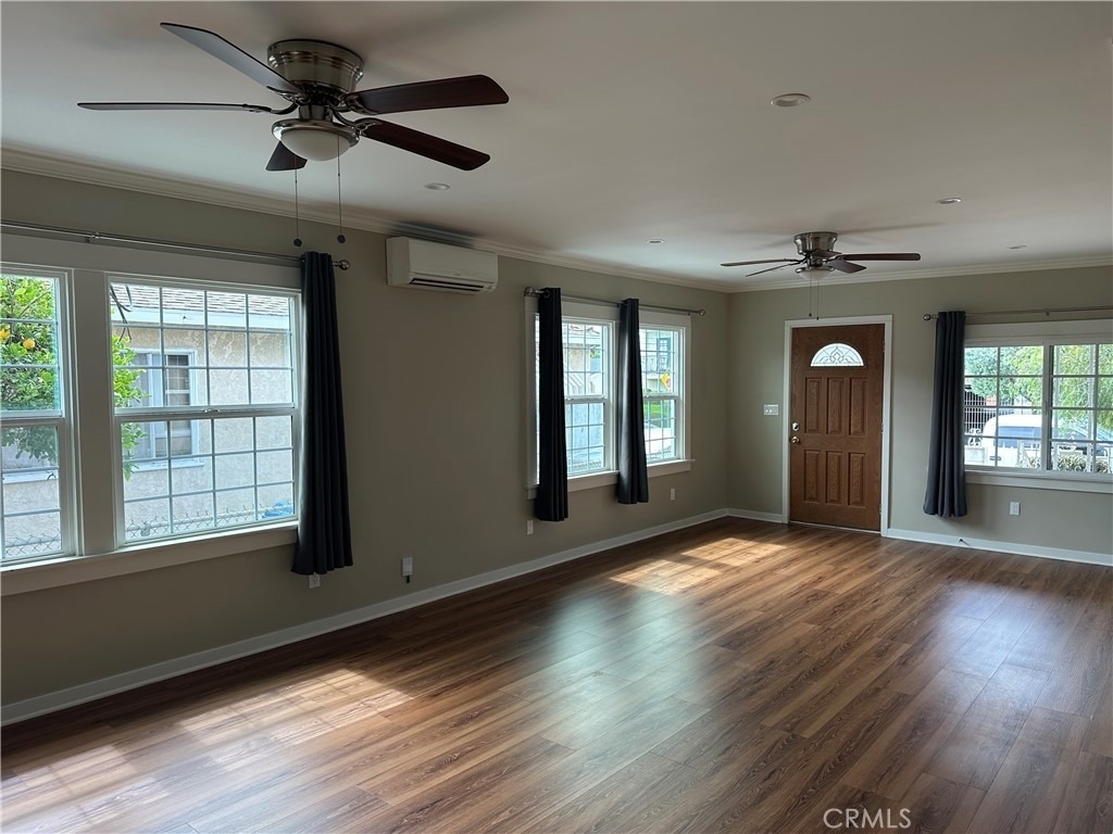 656 W 13th Street - Photo 0