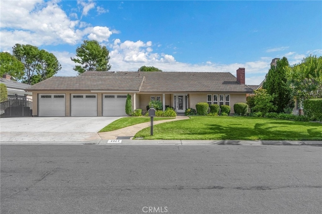 6042 Foxfield - Photo 1