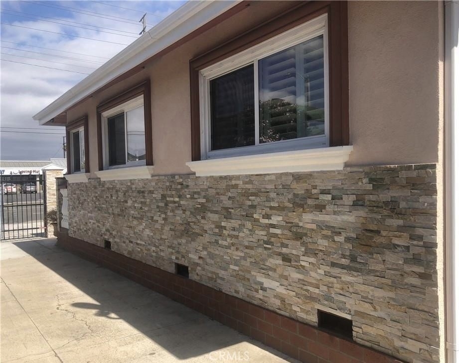 236 S Tustin Street - Photo 4