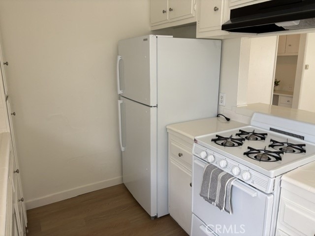 718 W Center - Photo 5