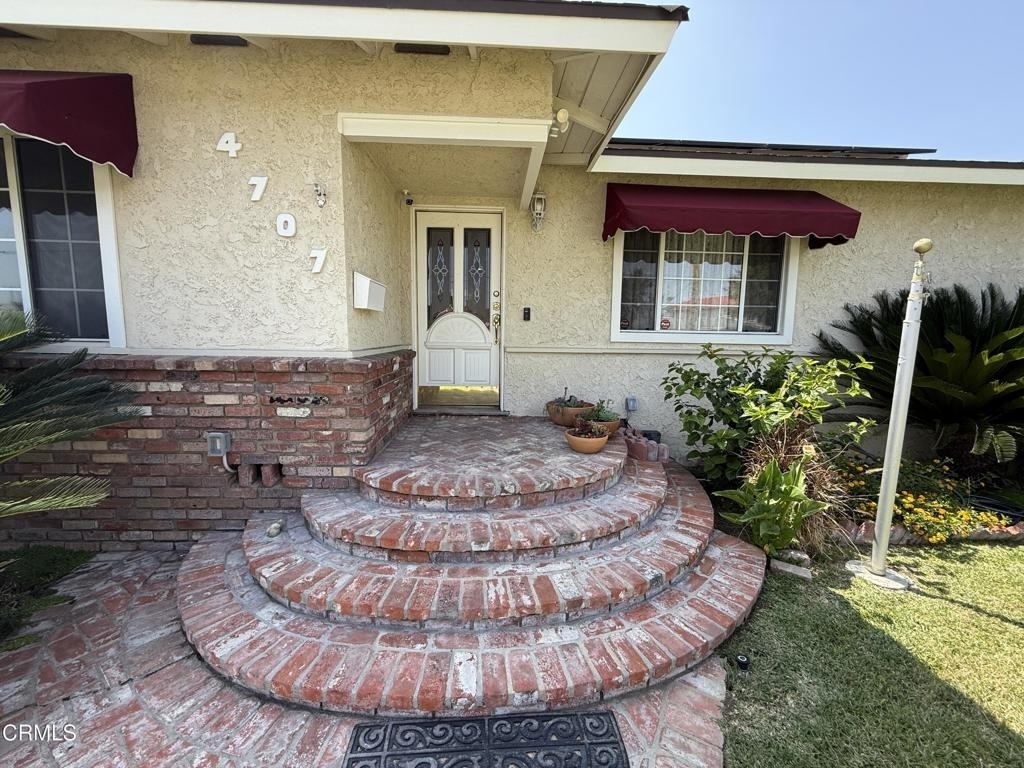 4707 Muscatel Avenue - Photo 2