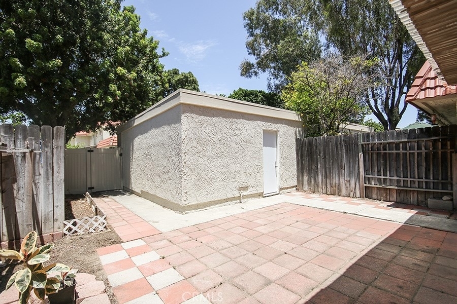 12883 Newhope Street - Photo 34