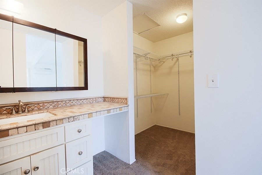 5542 Fernhill Circle - Photo 12