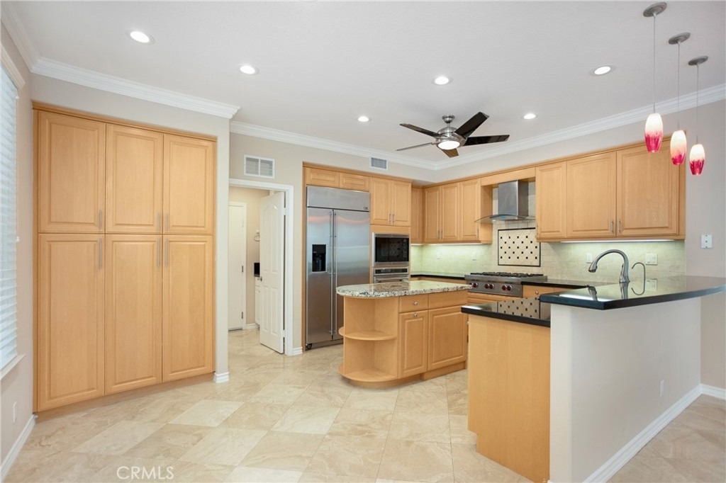 28931 Rockport Drive - Photo 2