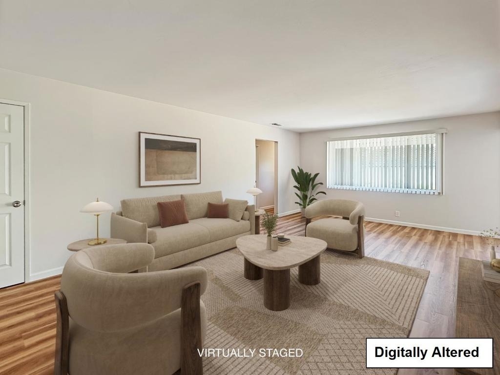 1323 Warner Avenue - Photo 2