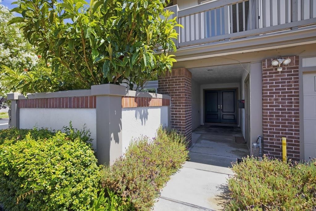 976 Pizarro Lane - Photo 8