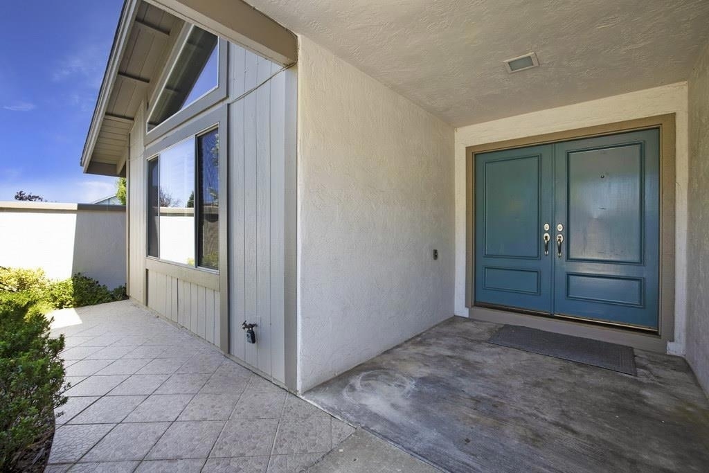 976 Pizarro Lane - Photo 9