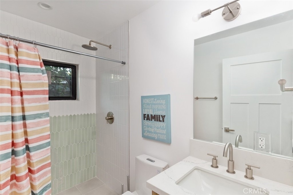 4945 Stratford - Photo 8