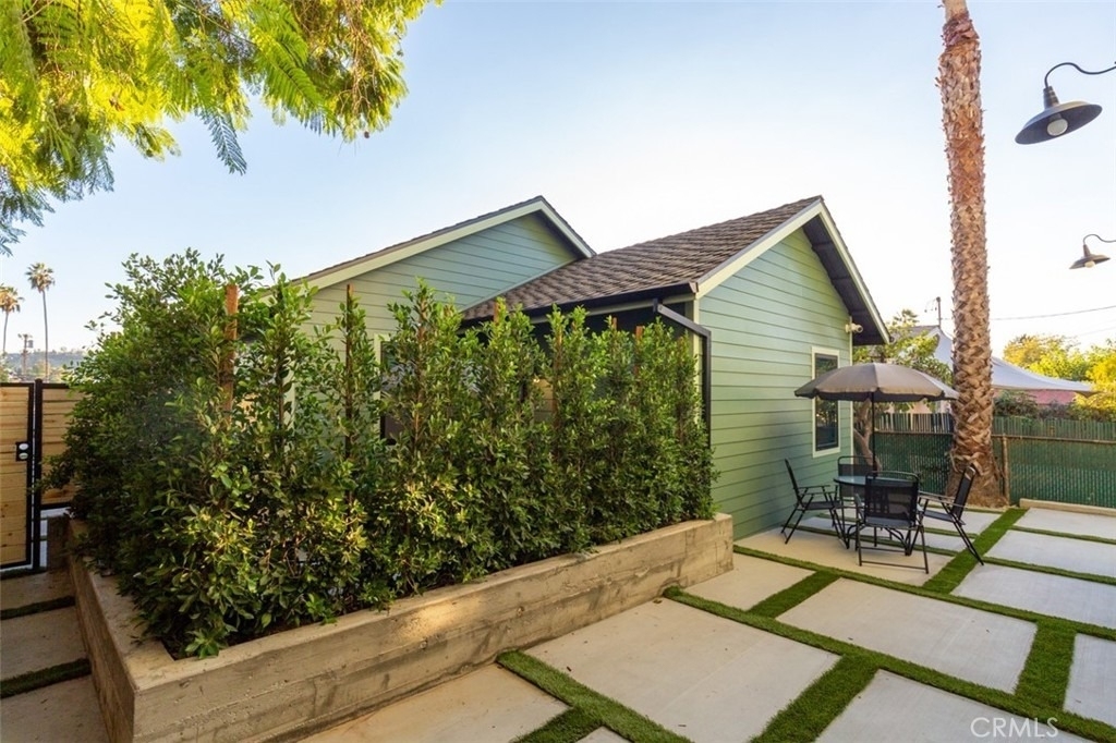 4945 Stratford - Photo 0