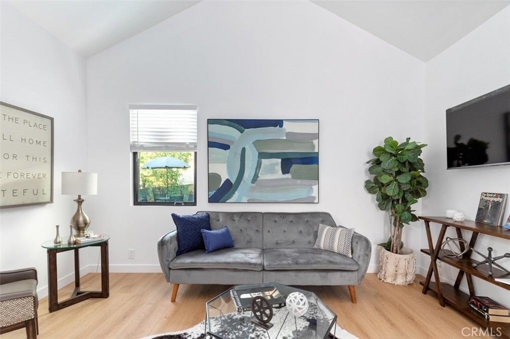 4945 Stratford - Photo 4