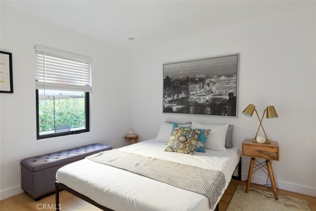 4945 Stratford - Photo 7