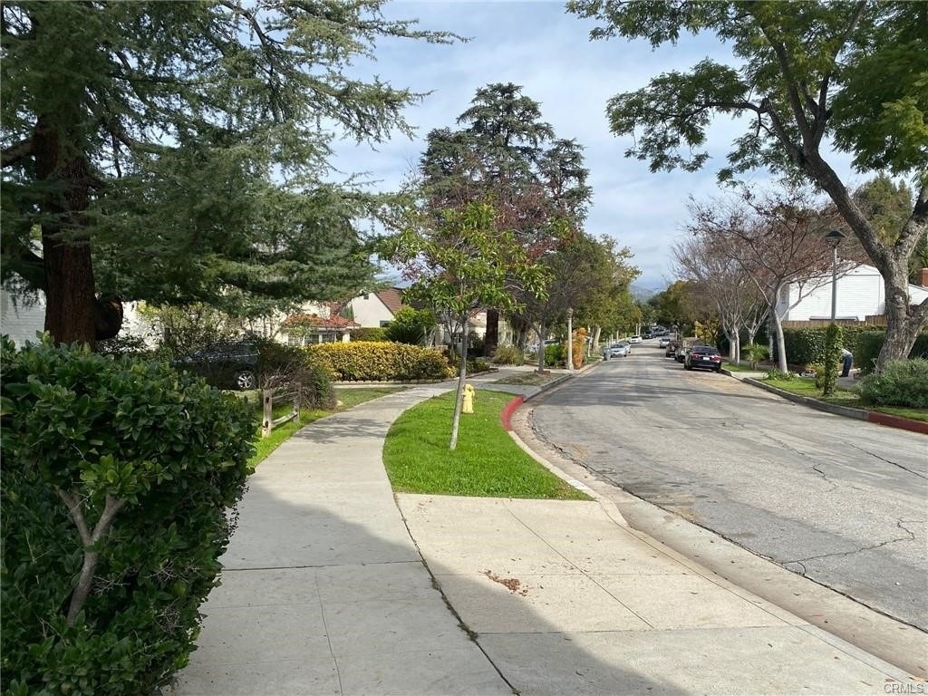 1265 Oakridge Drive - Photo 17