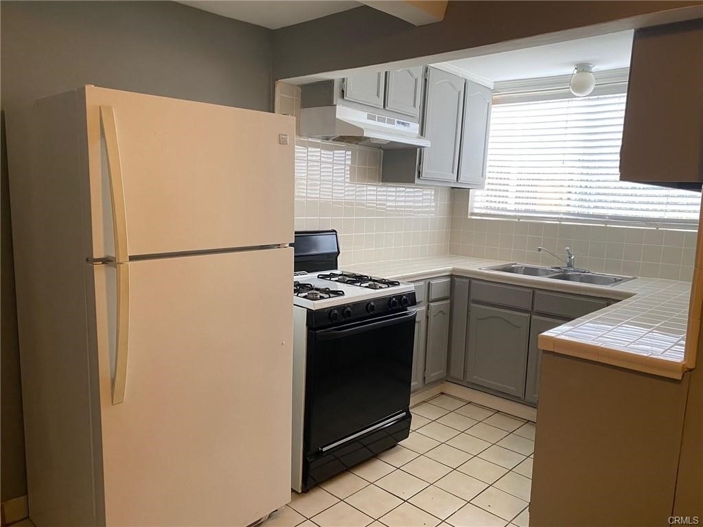 1265 Oakridge Drive - Photo 10