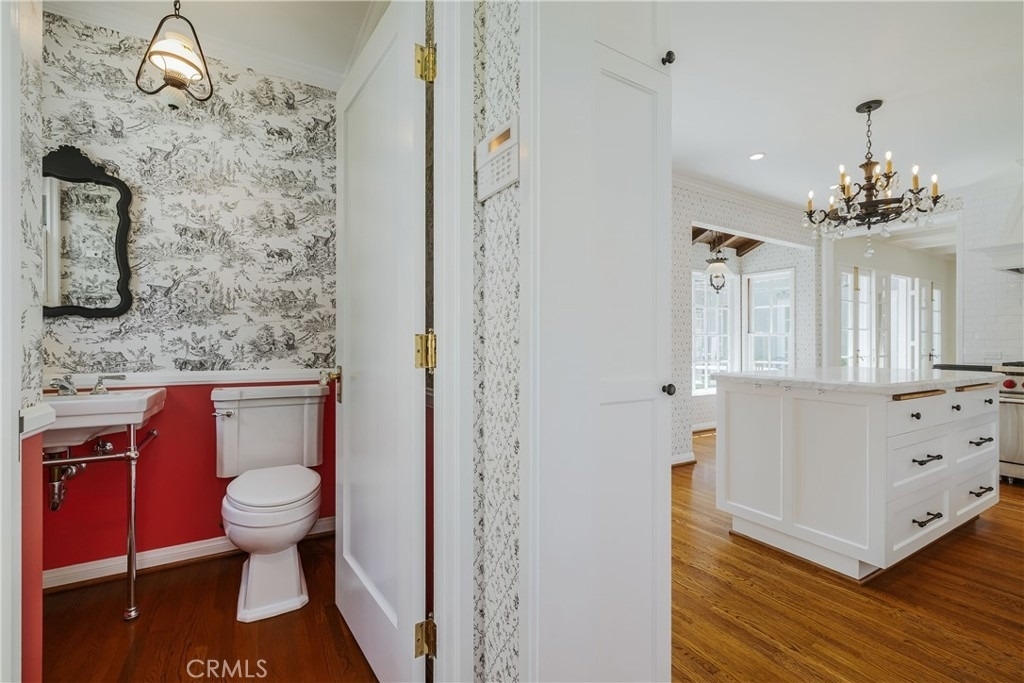 1243 Rossmoyne Avenue - Photo 17