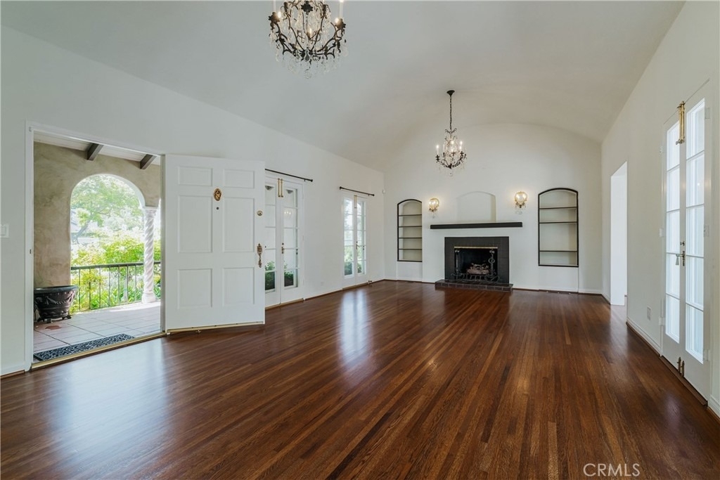 1243 Rossmoyne Avenue - Photo 5