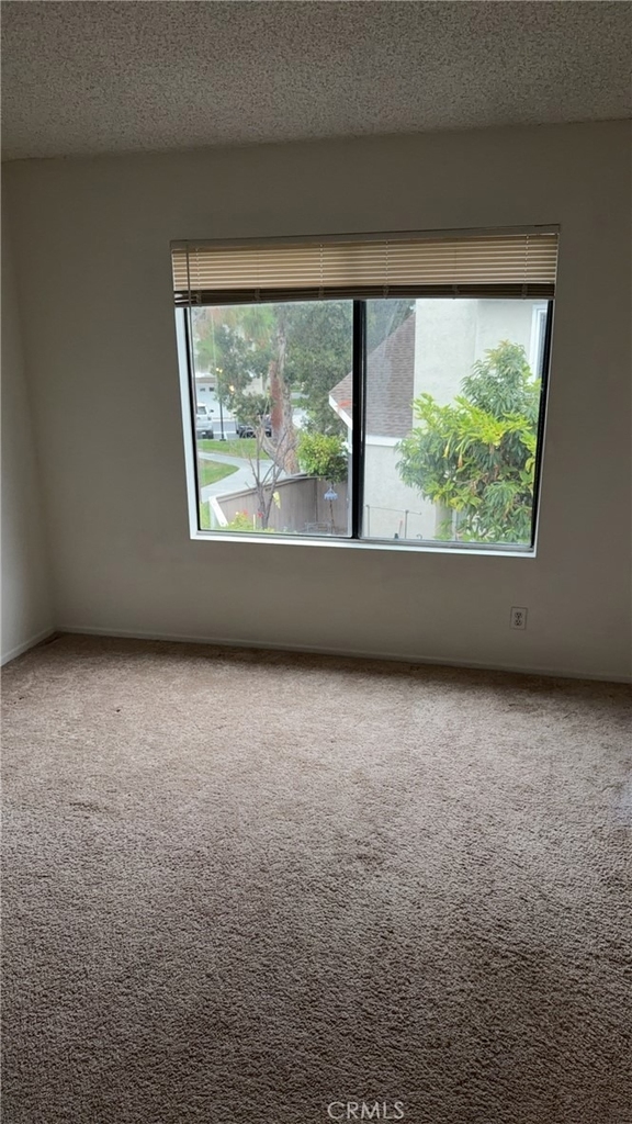 352 Deerfield Avenue - Photo 7