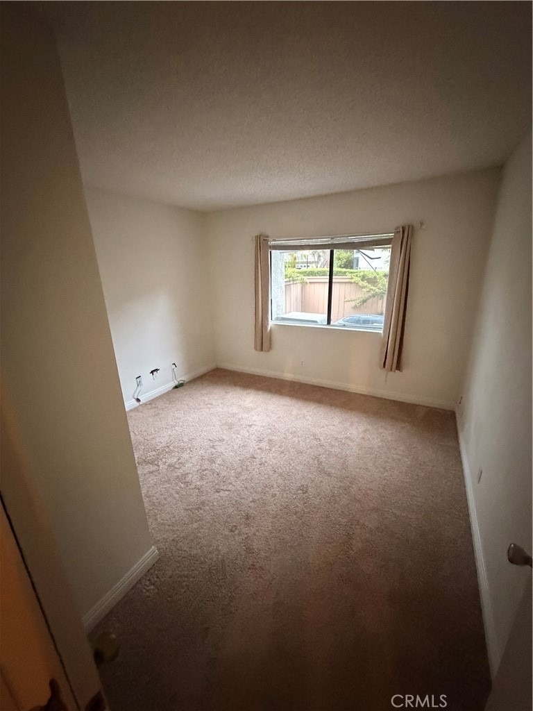 352 Deerfield Avenue - Photo 3