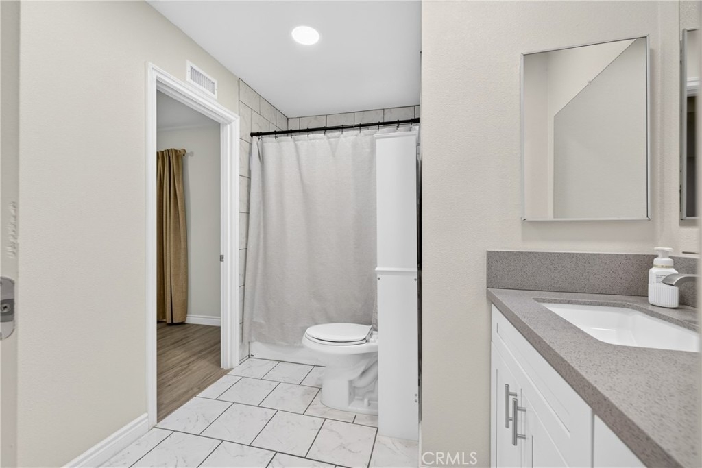 23547 Decorah Road - Photo 23