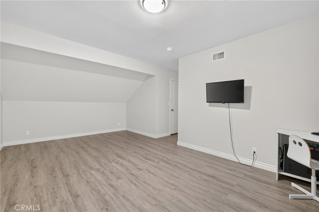 23547 Decorah Road - Photo 28