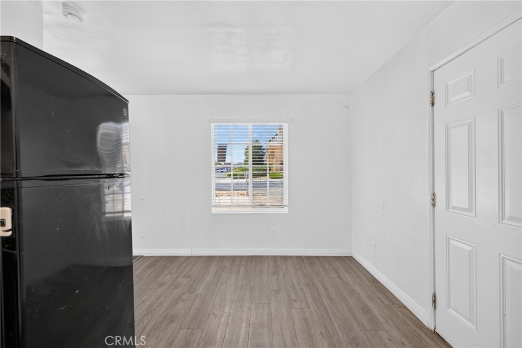 15990 Yucca Street - Photo 8