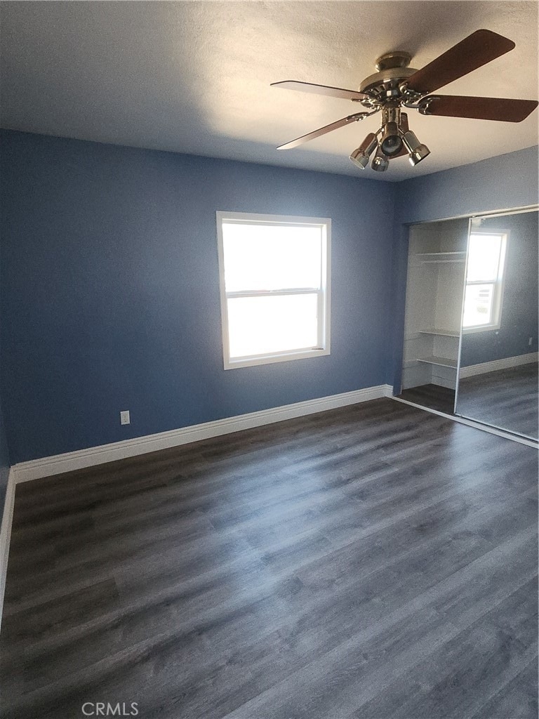 858 S Riverside - Photo 9