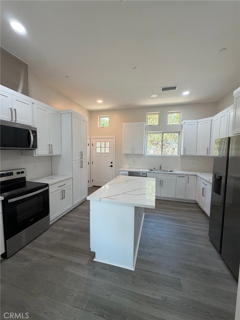 1295 W 25th - Photo 7
