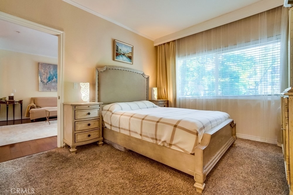 501 E Del Mar Boulevard - Photo 35