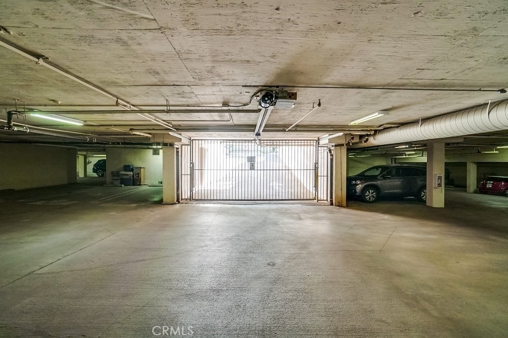 501 E Del Mar Boulevard - Photo 52