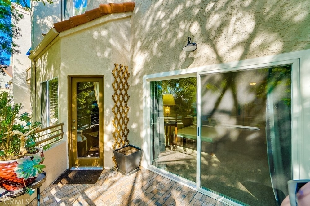501 E Del Mar Boulevard - Photo 32