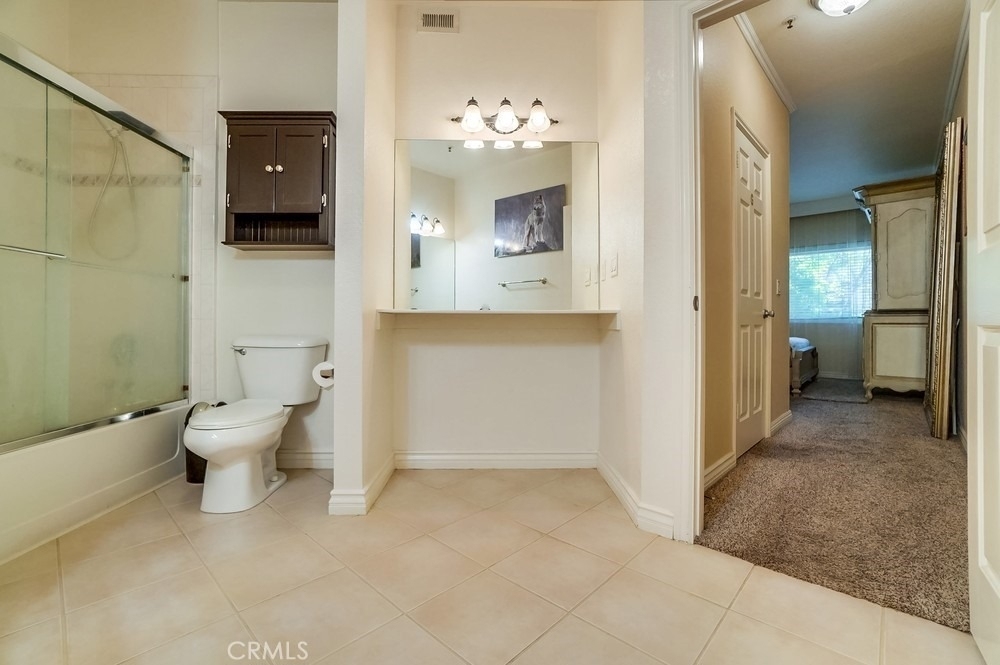 501 E Del Mar Boulevard - Photo 40