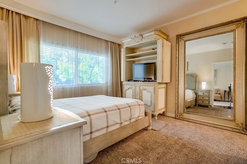 501 E Del Mar Boulevard - Photo 34