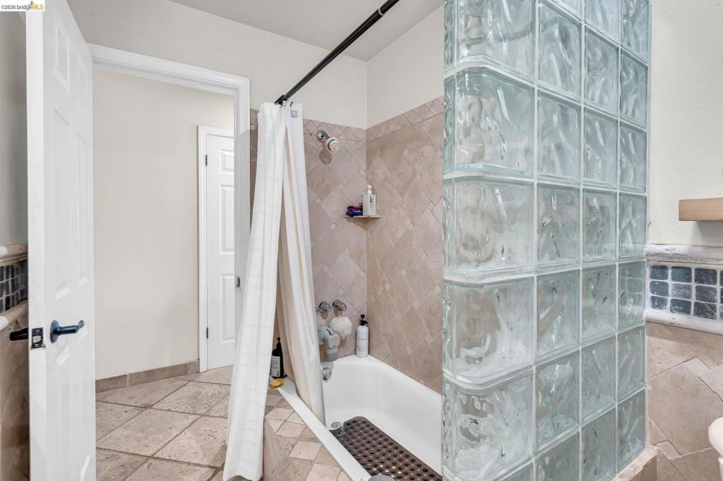 5331 Emerald Court - Photo 24