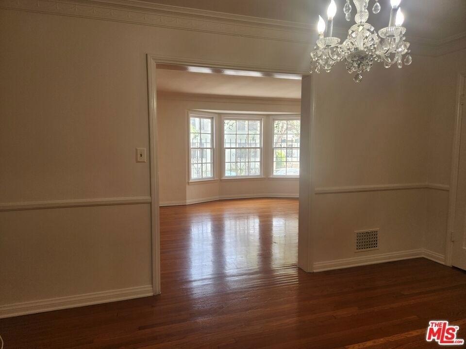 3326 3330 W 5th Street - Photo 7