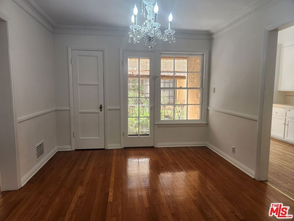 3326 3330 W 5th Street - Photo 3