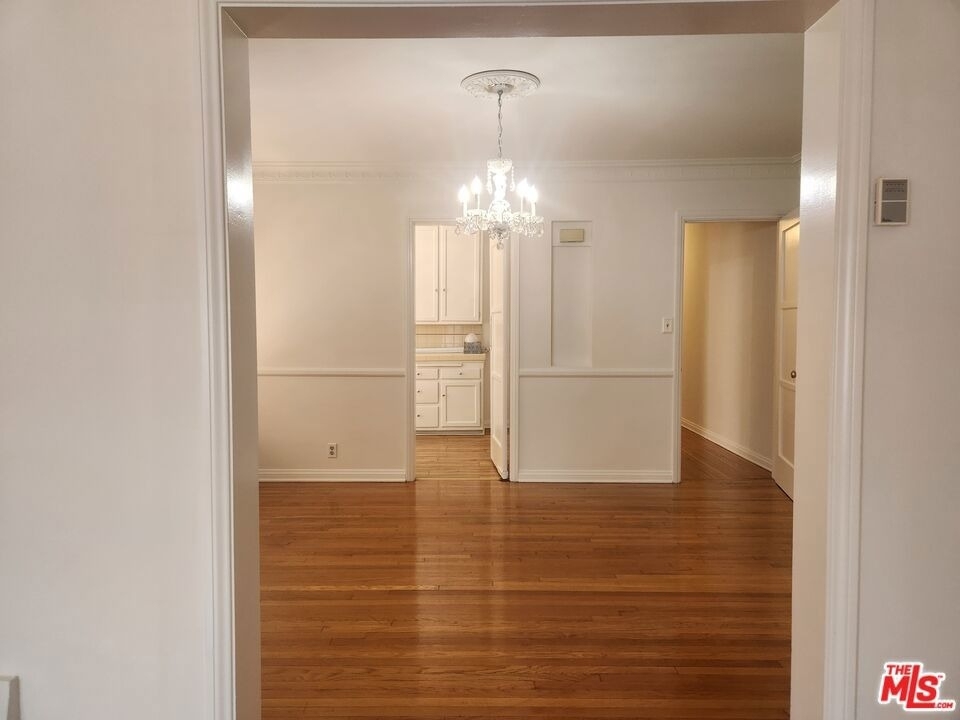 3326 3330 W 5th Street - Photo 2
