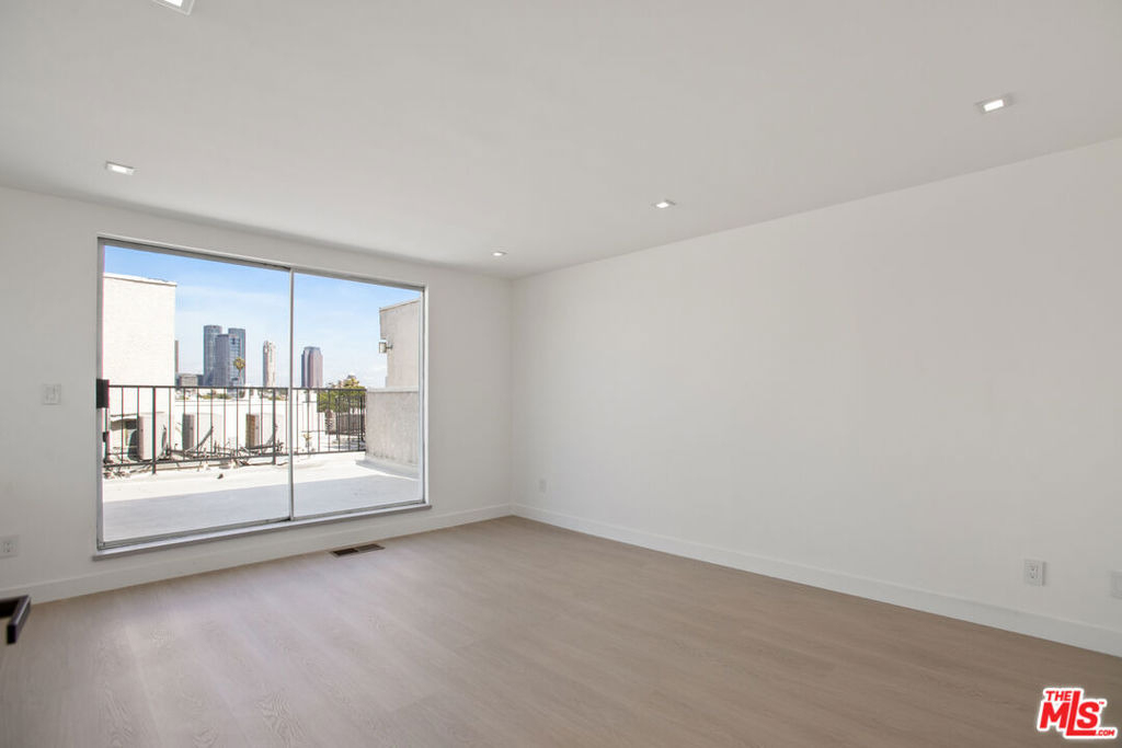 10630 Wilkins Avenue - Photo 21