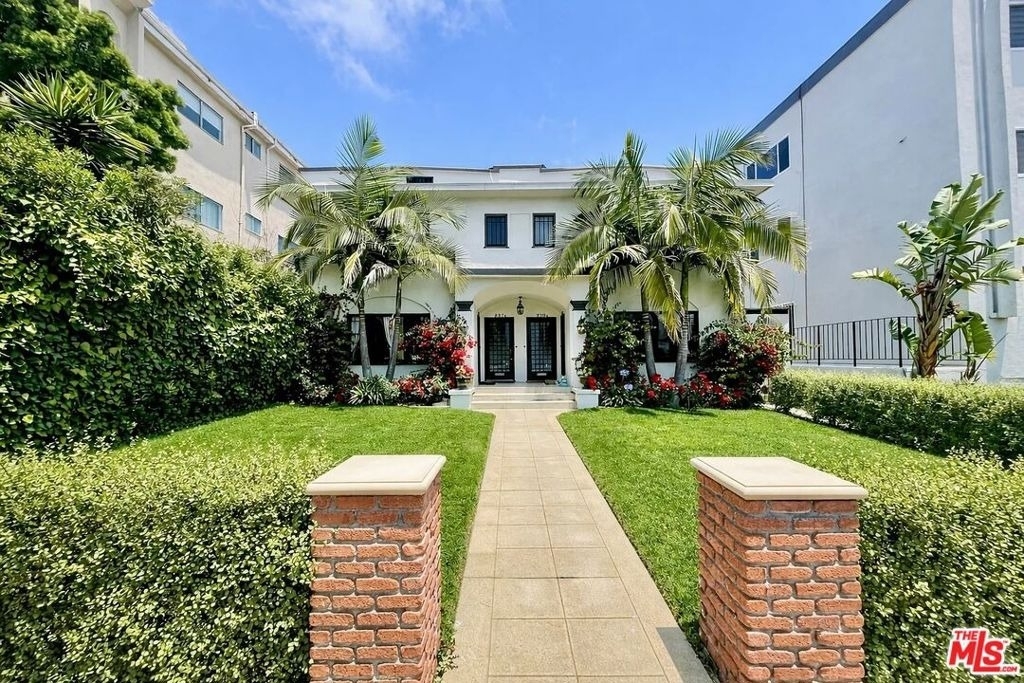 837 5th Street - Photo 2
