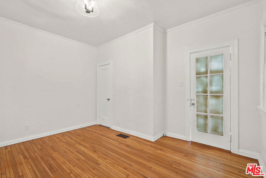 1815 Grace Avenue - Photo 10