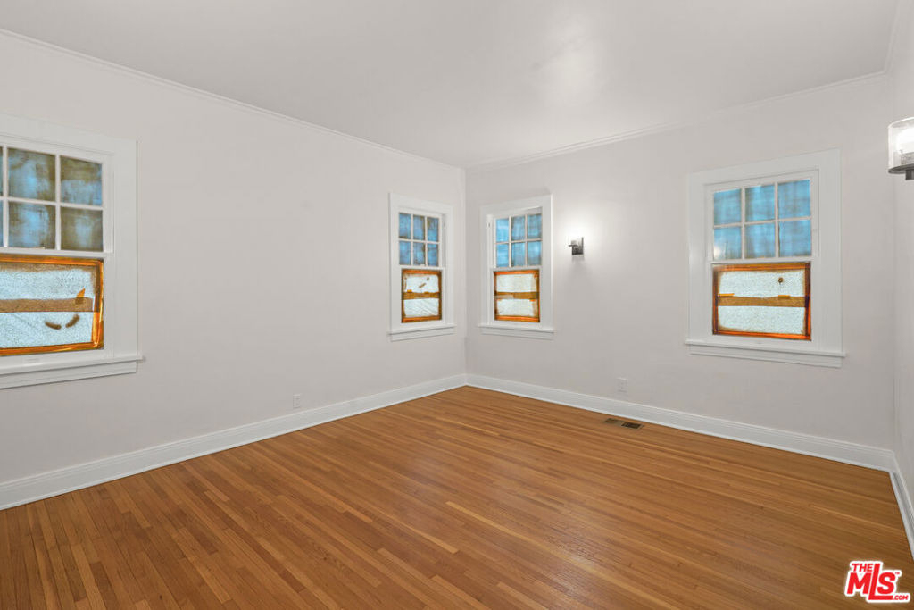 1815 Grace Avenue - Photo 14