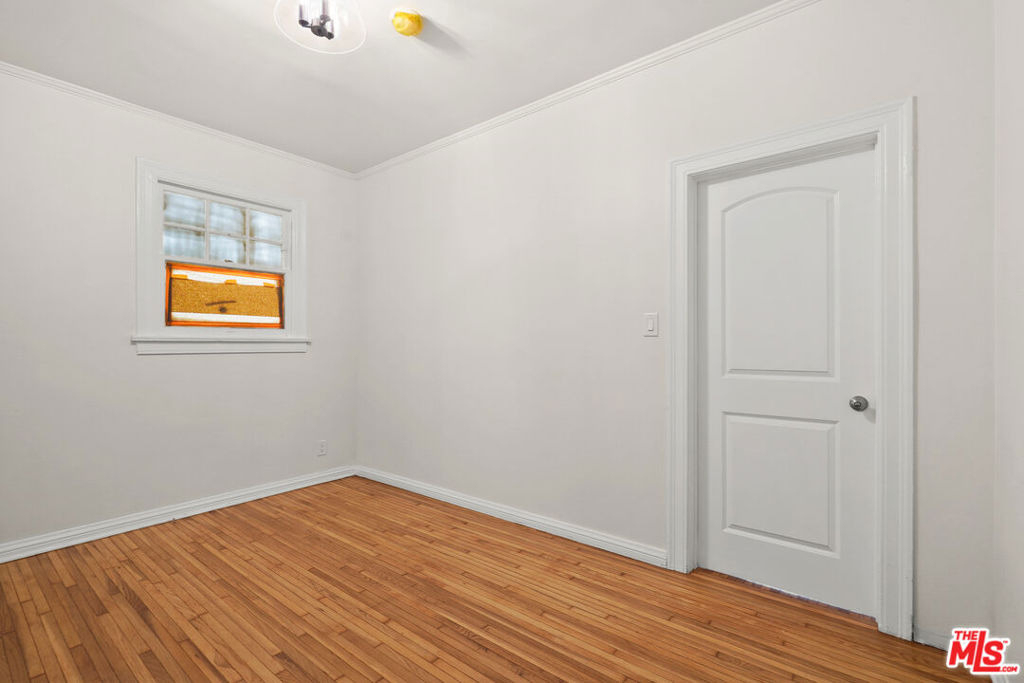 1815 Grace Avenue - Photo 11